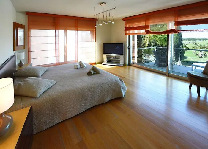 Special Vilamoura 6 Bedrooms Lagoon Private Pool Villa *